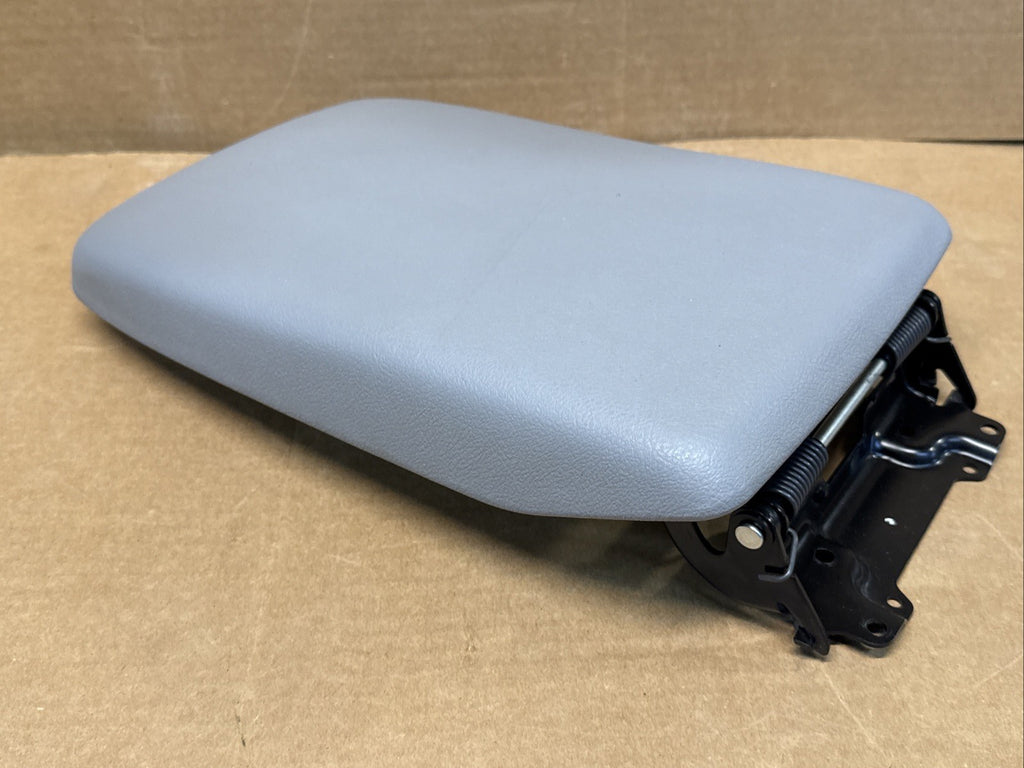 2008 2013 Toyota Highlander Center Console Lid Cover Top Arm Rest Armrest Gray7