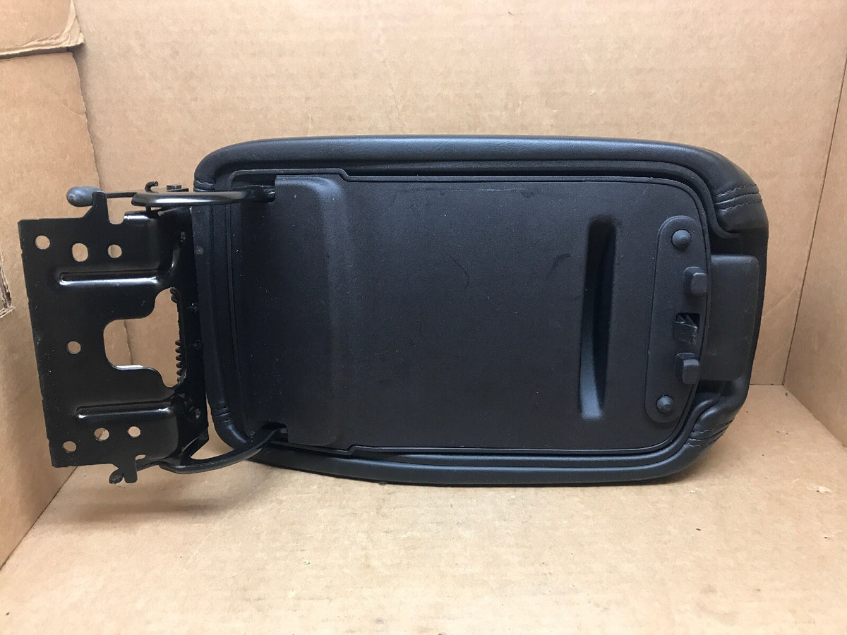 2013 2016 DODGE DART CENTER CONSOLE LID ARMREST TOP COVER BLACK LEATHER ARM REST11
