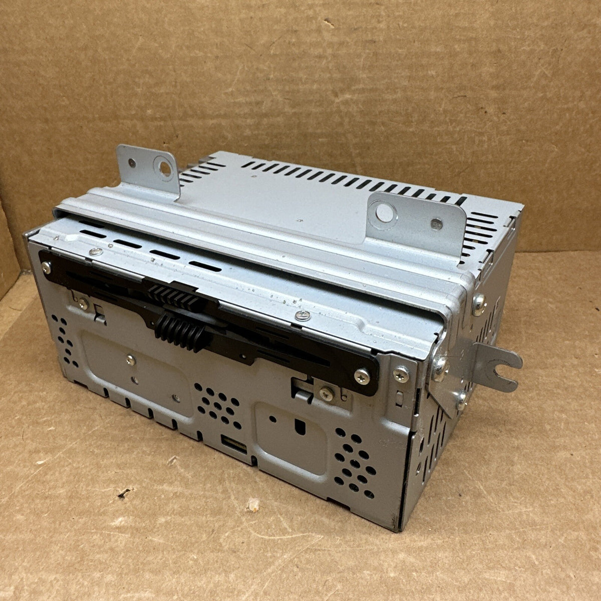 2013 2015 Ford Flex Radio Stereo CD Disc Player Changer Drive OEM DA8T 19C107 JB2