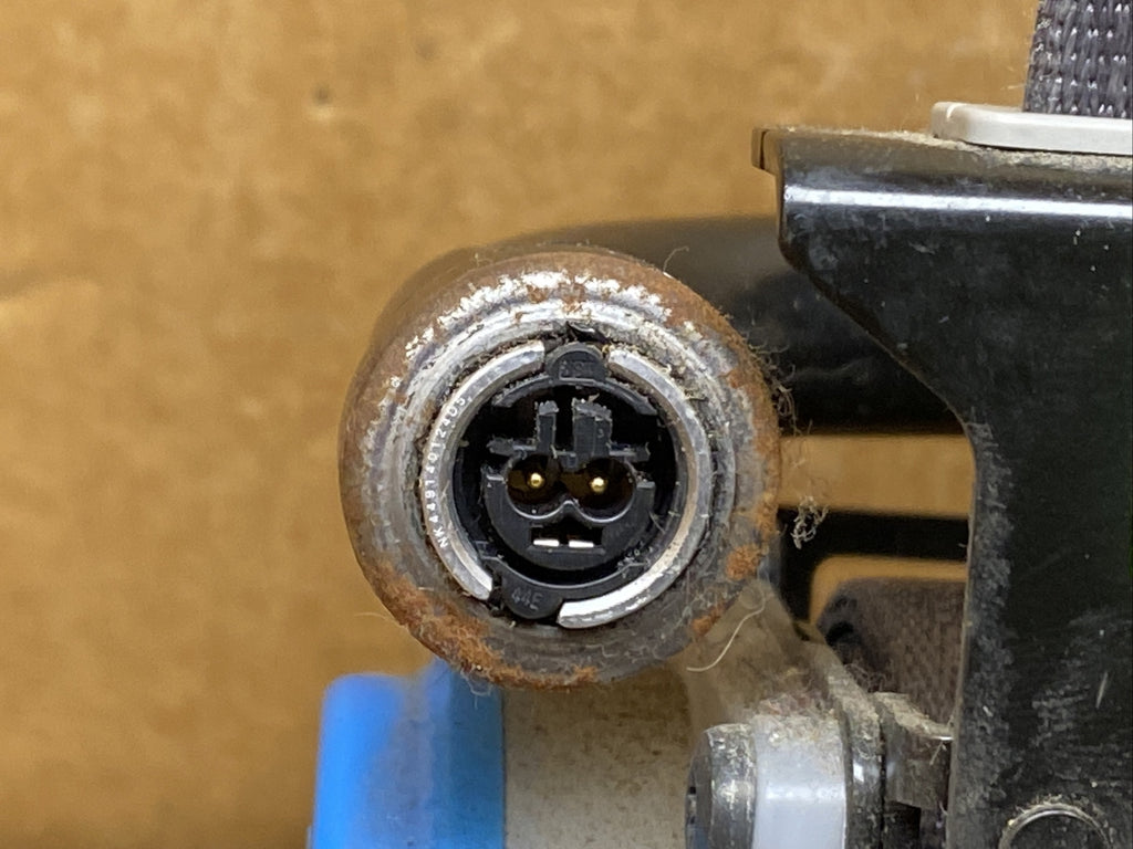 2014 2019 Kia Soul Front Left Driver Side Seat Belt Seatbelt Retractor Assembly5
