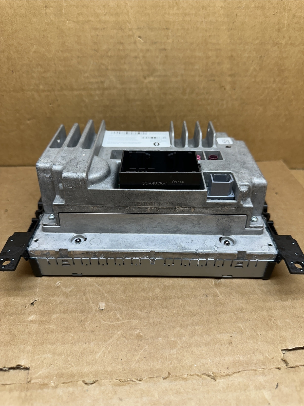 Jeep Cherokee RAM GPS Navigation VP3 Radio 8.4 Display Screen OEM 68190260AE8