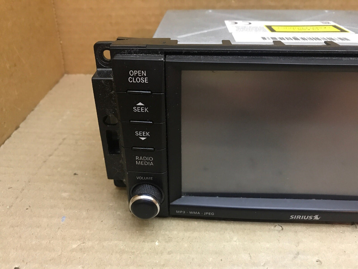 09 10 Dodge Ram 1500 2500 Journey Caravan DVD Radio Receiver REN P05064759AC1