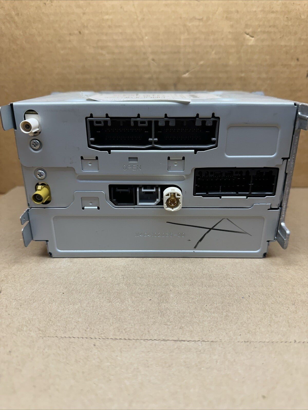 2013 2014 Chrysler 300 Dodge Charger Radio Receiver CD DVD Player P05091367AE8