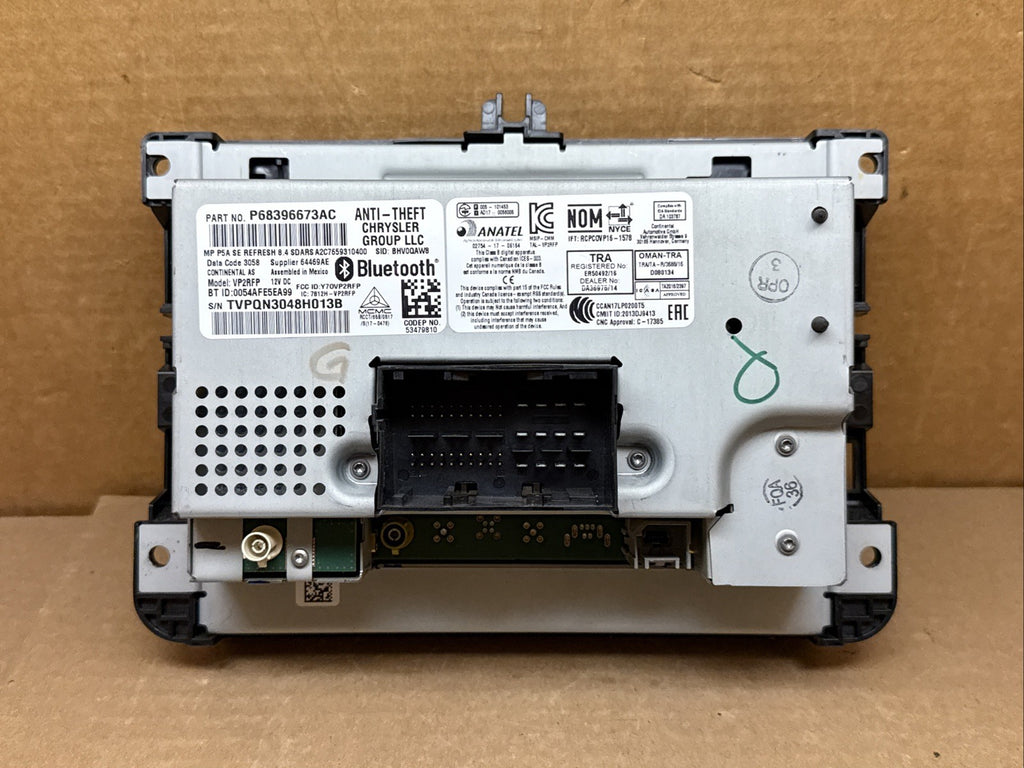 2017 2021 Jeep Compass OEM Radio 8" Touch Screen Display VP2RFP P68396673AC3