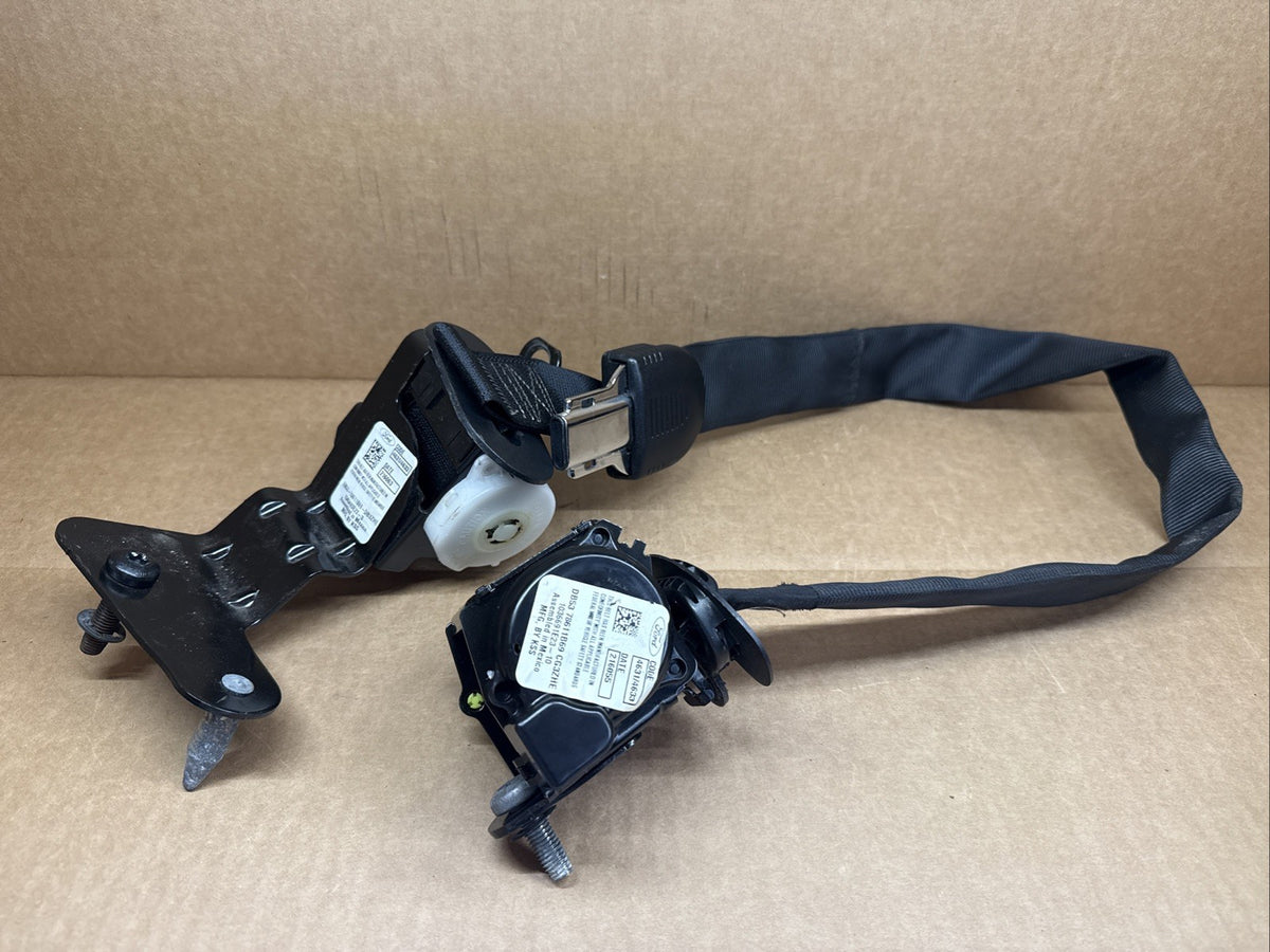 2016 2018 Ford Explorer Rear 2nd Row Left Driver Seat Belt OEM EB53 78611B690