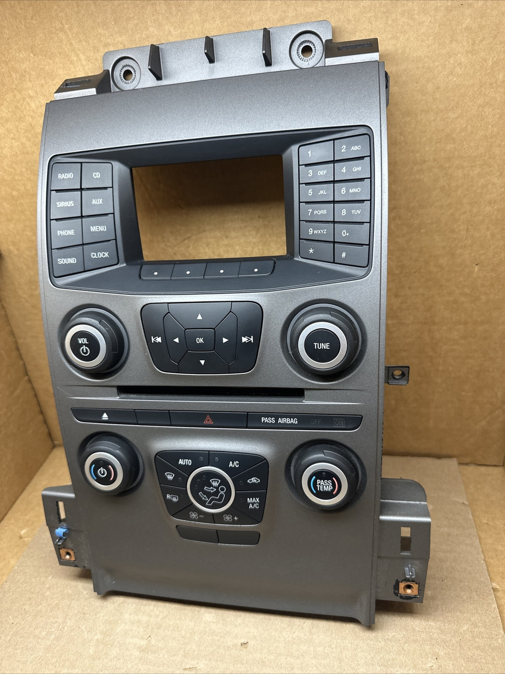 2014 2019 Ford Taurus Radio Bezel Panel Controls EG1T 18A802 BB4