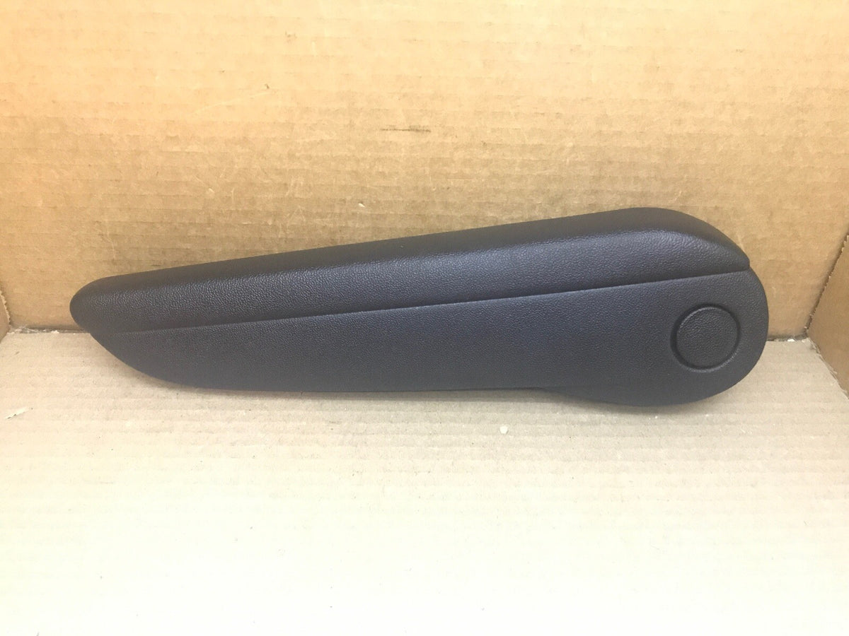 11 16 Town & Country Grand Caravan Second Row Seat Left Side Arm Rest Armrest1