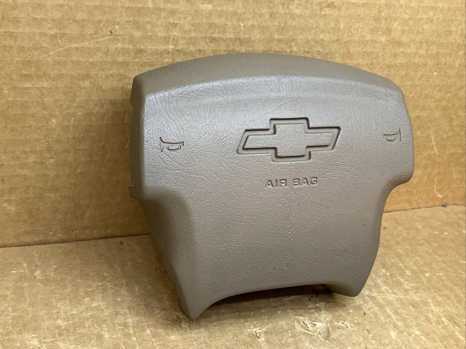 2005 2009 Chevy Trailblazer Left Driver Side Steering Wheel Airbag Air Bag Tan2