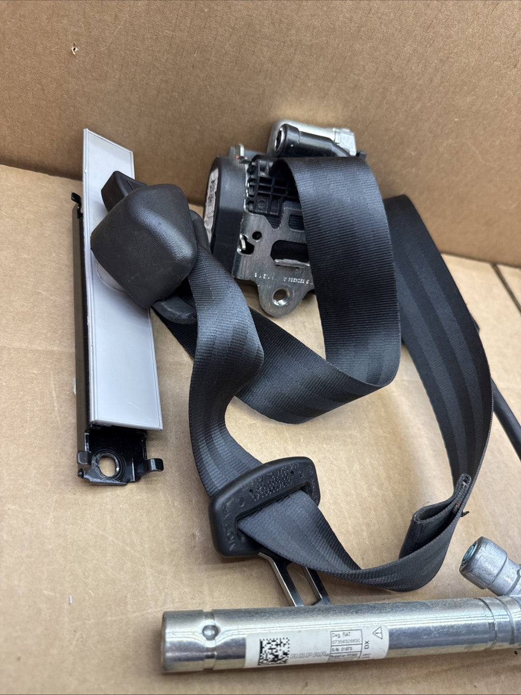 2015-2022 Promaster City Front Right Passenger Side Seat Belt Seatbelt Retractor3