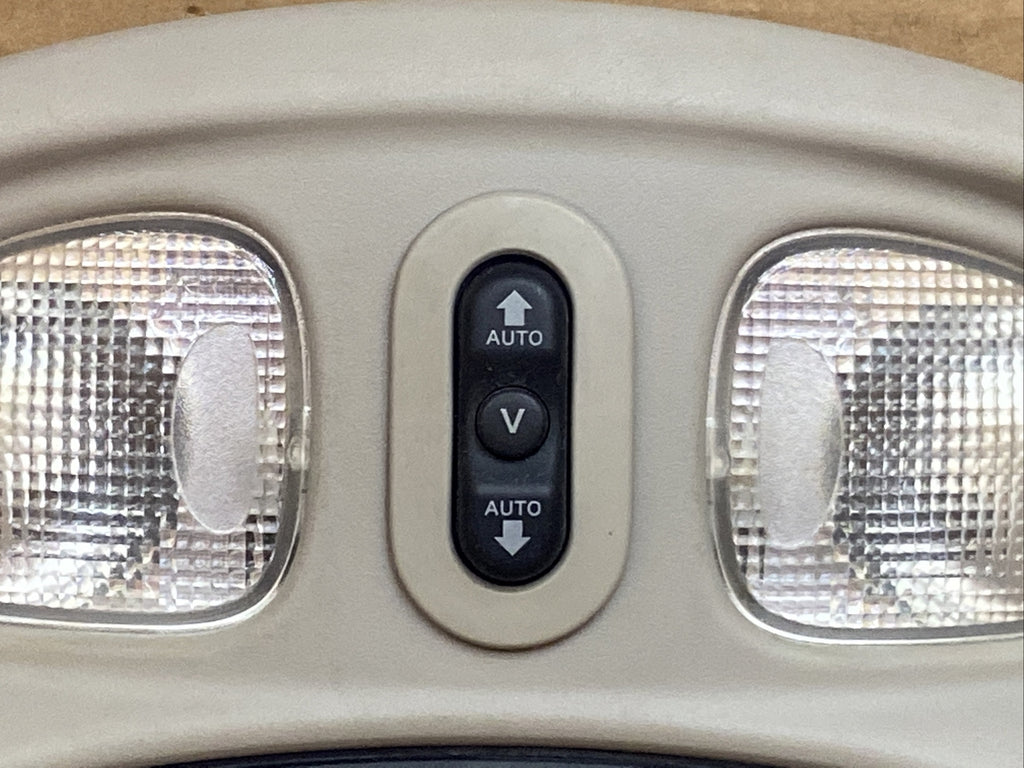 2002 2005 Dodge Ram Overhead Console Dome Map Lights Digital Display 56049706AF3
