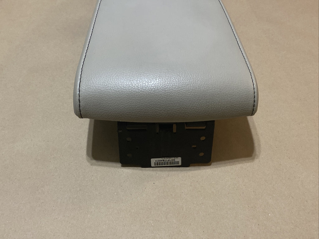 2009 2012 Ford Flex Center Console Arm Rest Armrest Storage Lid Cover OEM Stone3