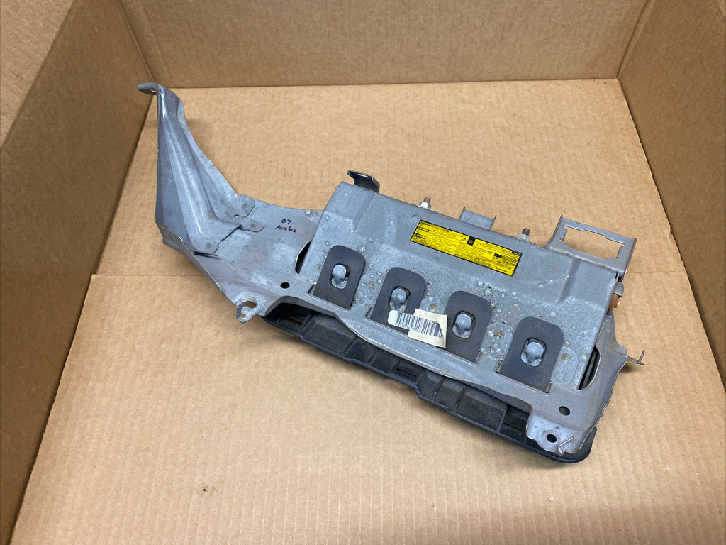 2005 2012 Toyota Avalon Left Side Driver Knee Lower Air Bag Airbag Graphite10