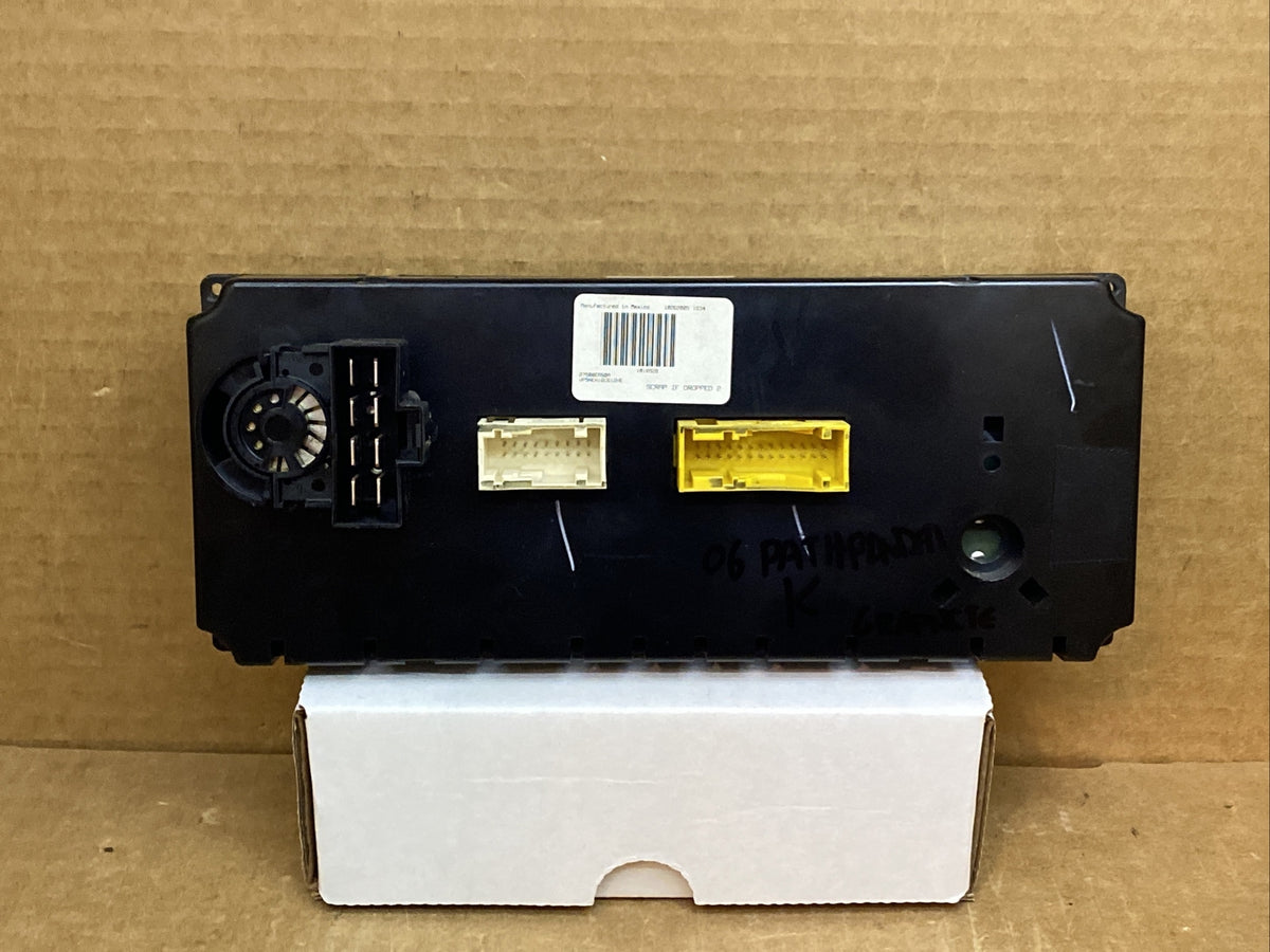 2005 2007 Nissan Pathfinder Temp Temperature Climate Control OEM 27500EA50A5
