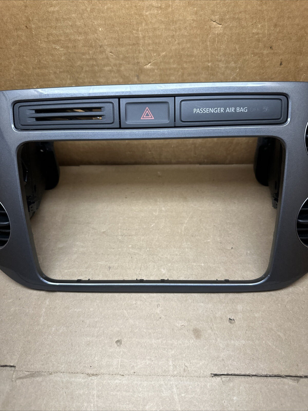2012   2017 Volkswagen Tiguan Front Dashboard Radio Bezel 5N0858069JCIU OEM5
