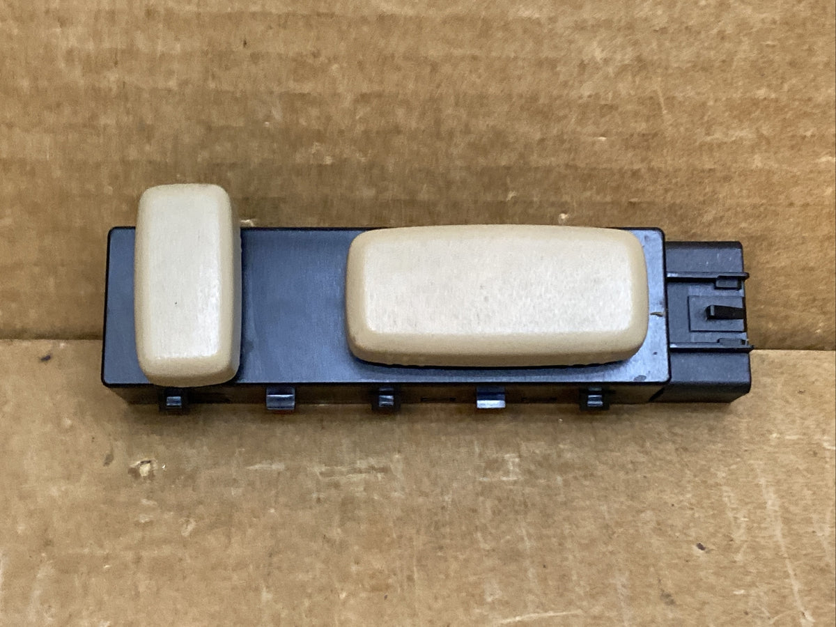 09 16 Traverse Buick Enclave Front Right Passenger Seat Control Switch 152590650