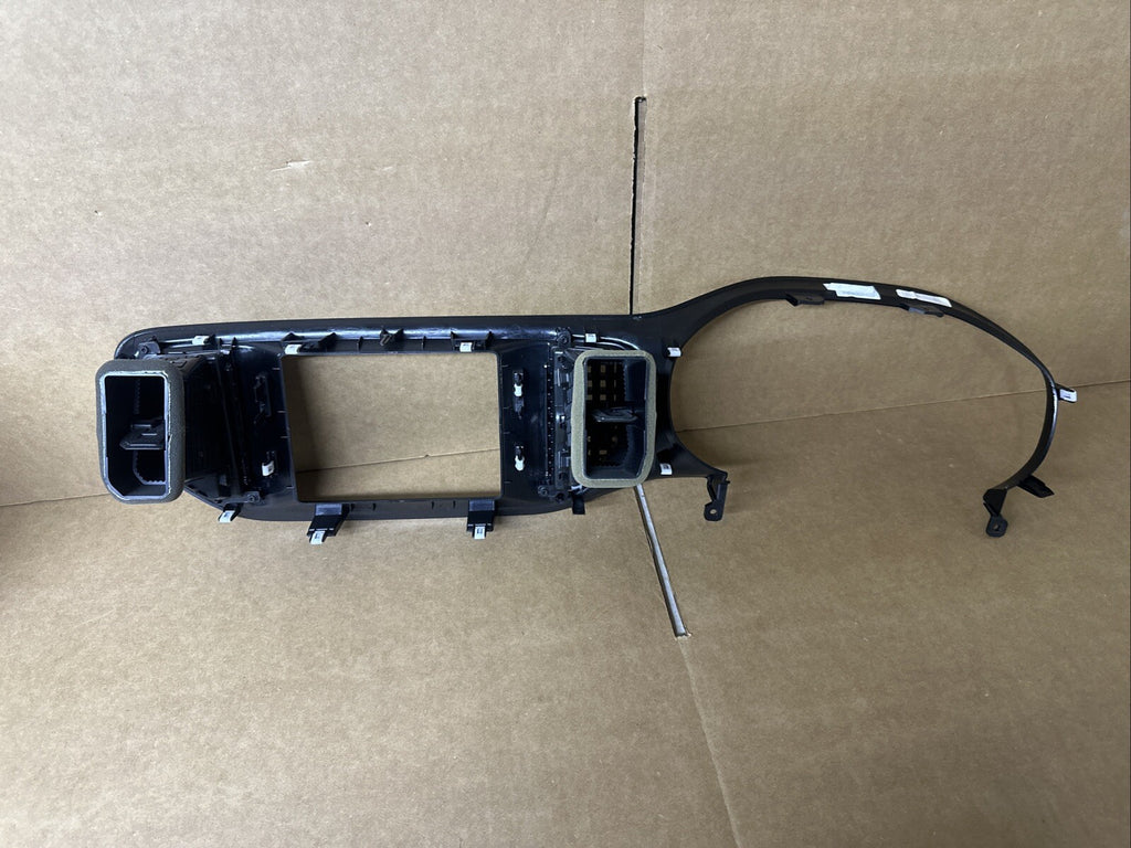 2021 DODGE DURANGO OEM FRONT DASHBOARD PANEL COVER BEZEL W/ VENTS6