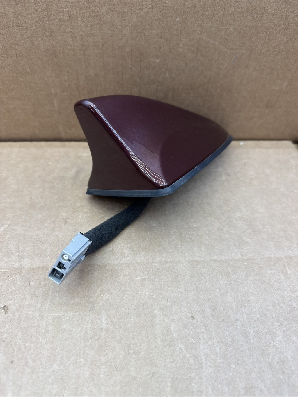 2015-2016 Kia Sedona Roof Radio Audio Antenna Black Berry Red 96210-A9200BGD2