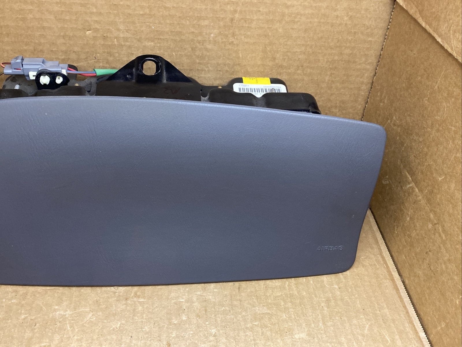 99 03 F150 99 02 Expedition Front Right Passenger Side Dash Air Bag Airbag Gray3