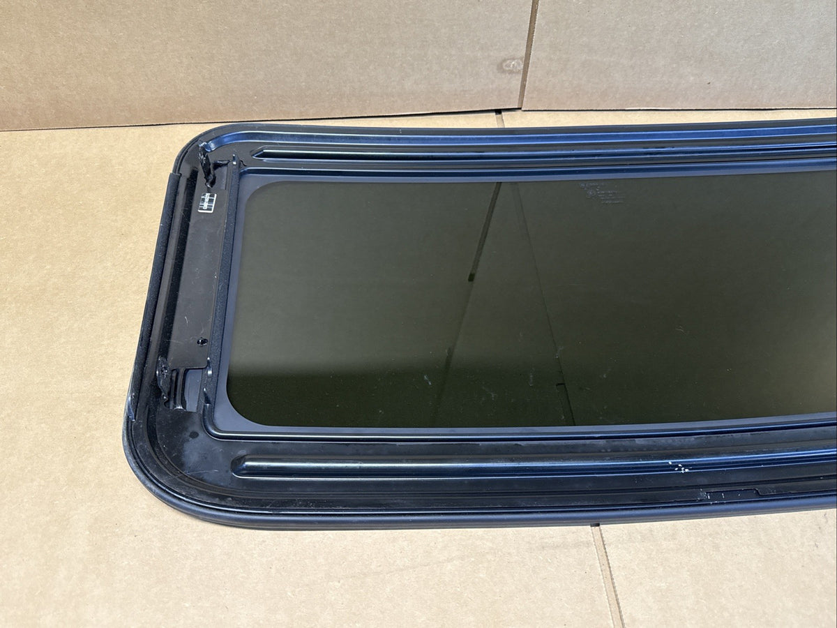 2007 2011 Dodge Nitro Sun Roof Sunroof Window OEM Glass FREE SHIPPING5
