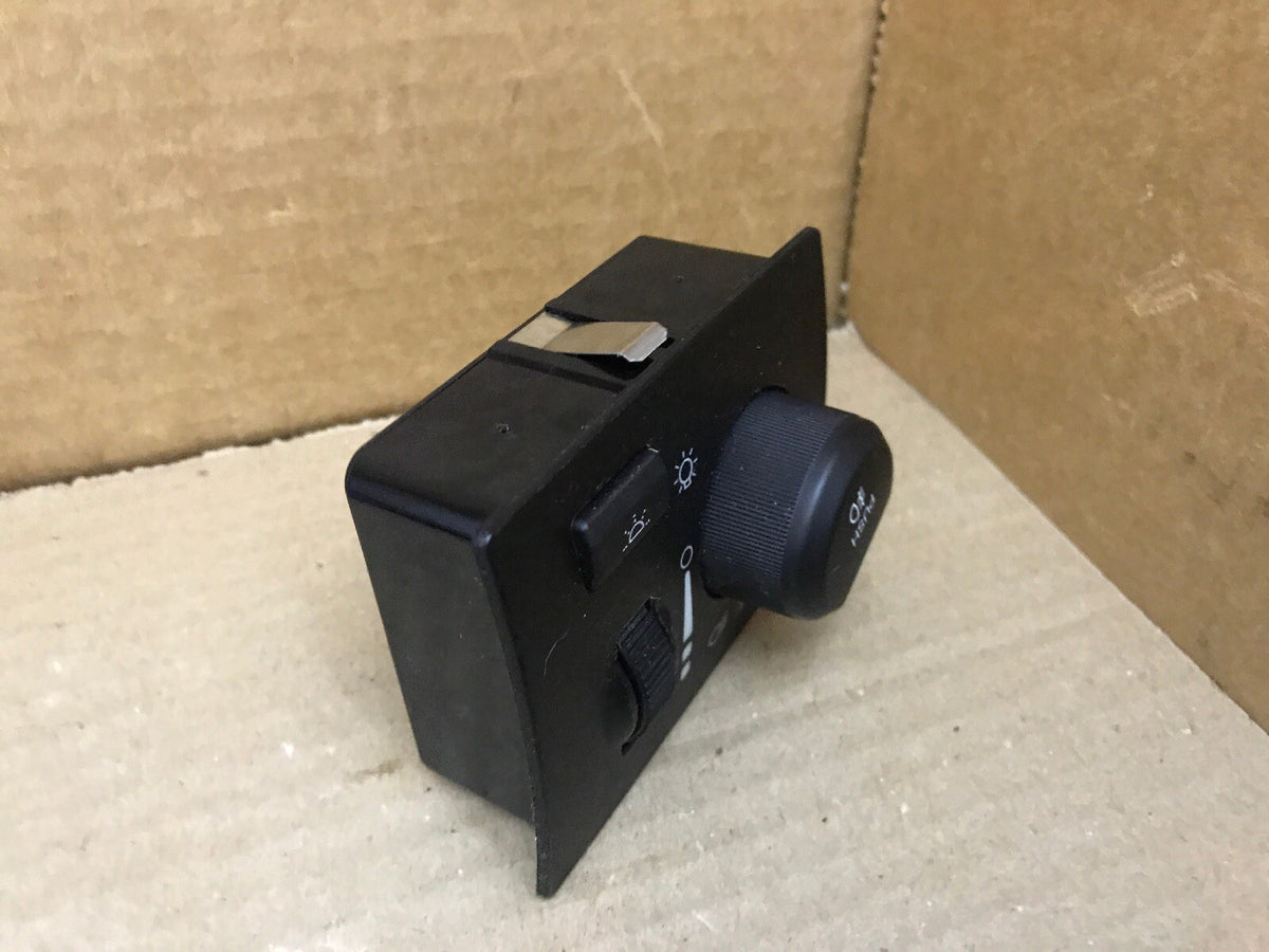 08 10 TOWN & COUNTRY FRONT DASH HEADLIGHT FOG LIGHT LAMP SWITCH P04602762AB OEM2
