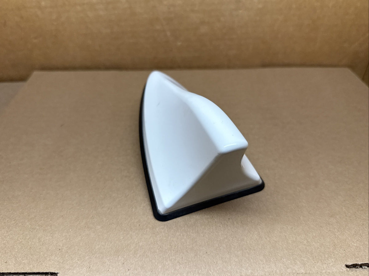 2014 2016 Kia Forte Shark Fin Antenna Assembly Clear White 96210 A7100UD5