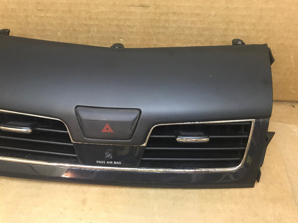 2013 2015 Nissan Altima DASH CENTER AIR VENTS BEZEL FLASHER SWITCH 68750 3TA0A2