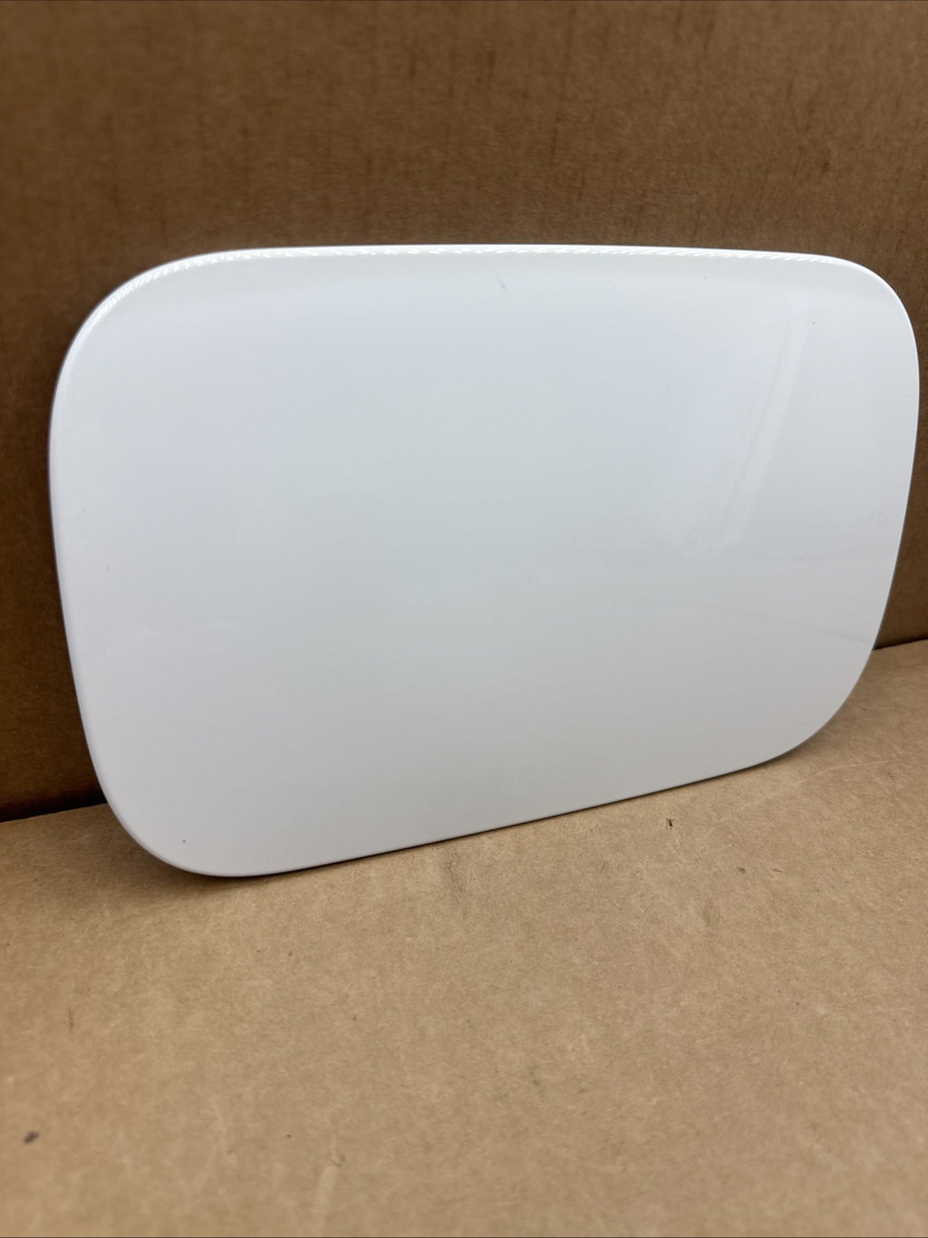 2021-2025 Trailblazer Fuel Gas Tank Filler Door Lid Cover OEM White GAZ1
