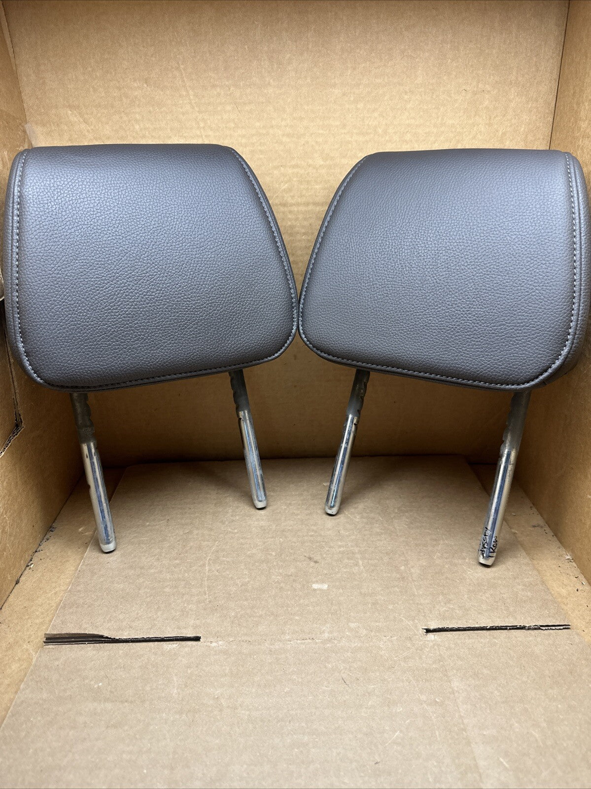 2018 2022 Honda Odyssey Front Driver Passenger Seat Head Rest Headrest Set Gray0