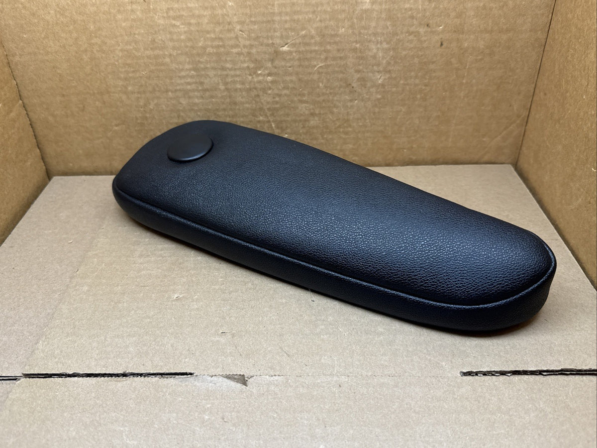 2015 2020 Toyota Sienna Front Left Driver Seat Arm Rest Armrest Leather Black4