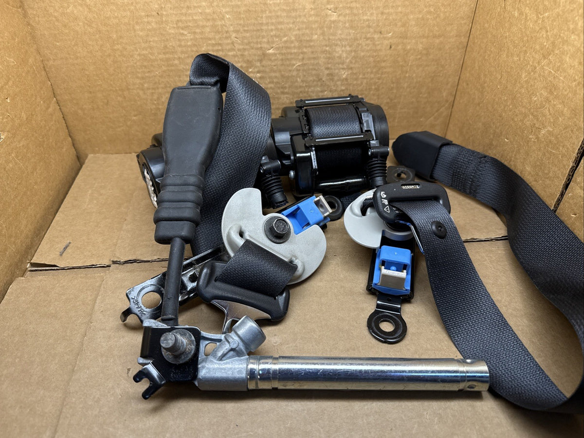 2019 2024 Kia Forte Front Driver Passenger Seat Belt Seatbelt Retractor Set Pair5
