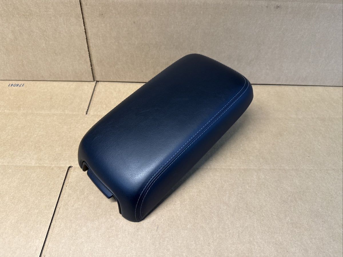 2019 2023 Dodge Charger Center Console Black Leather Armrest Lid Assembly1