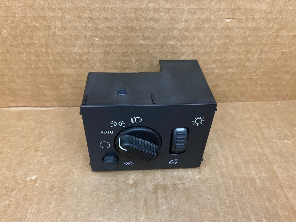 03 06 Suburban Silverado Sierra Yukon Auto Headlight Dimming Switch OEM 151948031