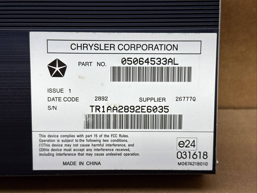 2011 2013 Grand Cherokee Durango Radio Audio Stereo Amp Amplifier 05064533AL1