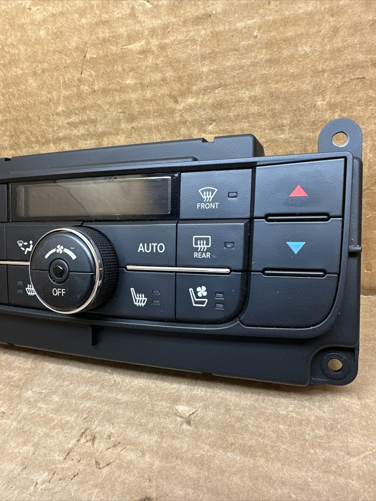 2011 2013 Jeep Grand Cherokee A/C And Heater Control OEM Mopar 68111110AK2
