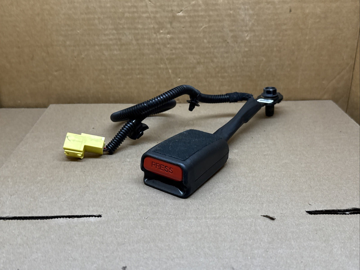 2015 2017 Hyundai Sonata Front Left Driver Side Seat Belt Seatbelt Buckle Latch2