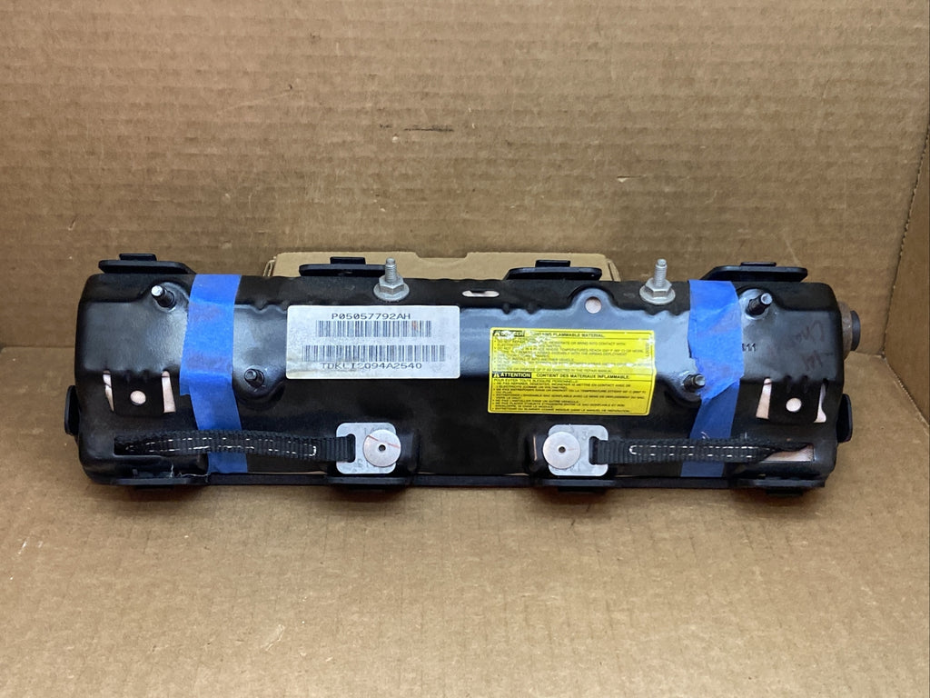 Chrysler 300 Charger Left Side Driver Knee Lower Air Bag Airbag P050577922