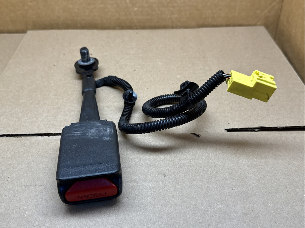 2015 2017 Hyundai Sonata Front Left Driver Side Seat Belt Seatbelt Buckle Latch6