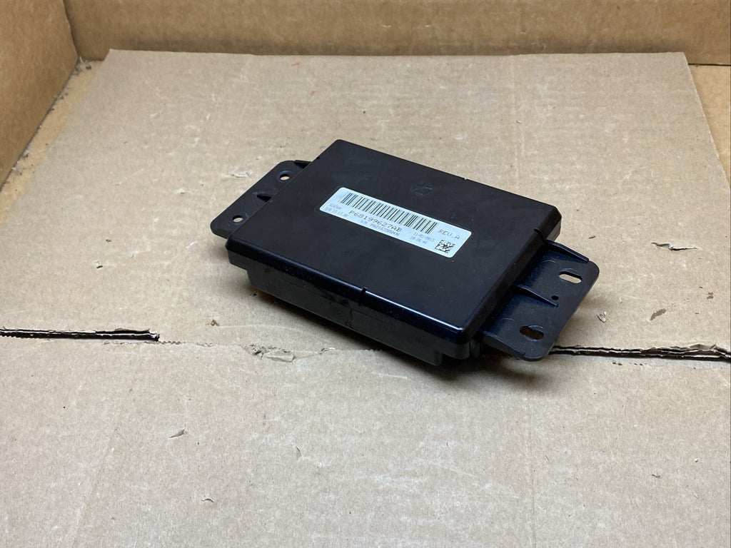 2014 2015 Dodge Journey Temperature Control Module P68199627AB OEM4