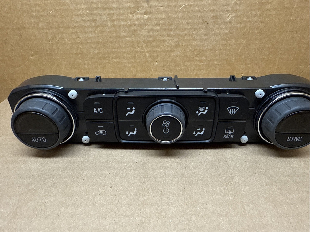 2017 2023 GMC Acadia Front Dash Temperature Temp Climate Control2