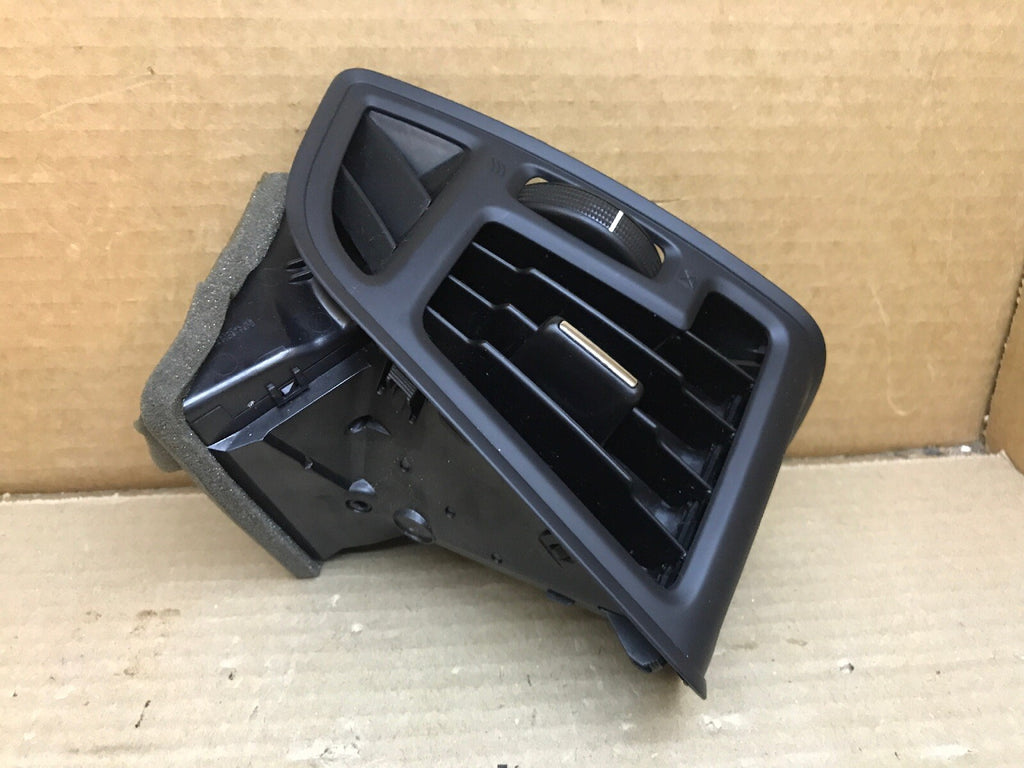 2013 2016 FORD ESCAPE RIGHT PASSENGER SIDE (RH) DASH A/C AIR VENT TRIM OEM2