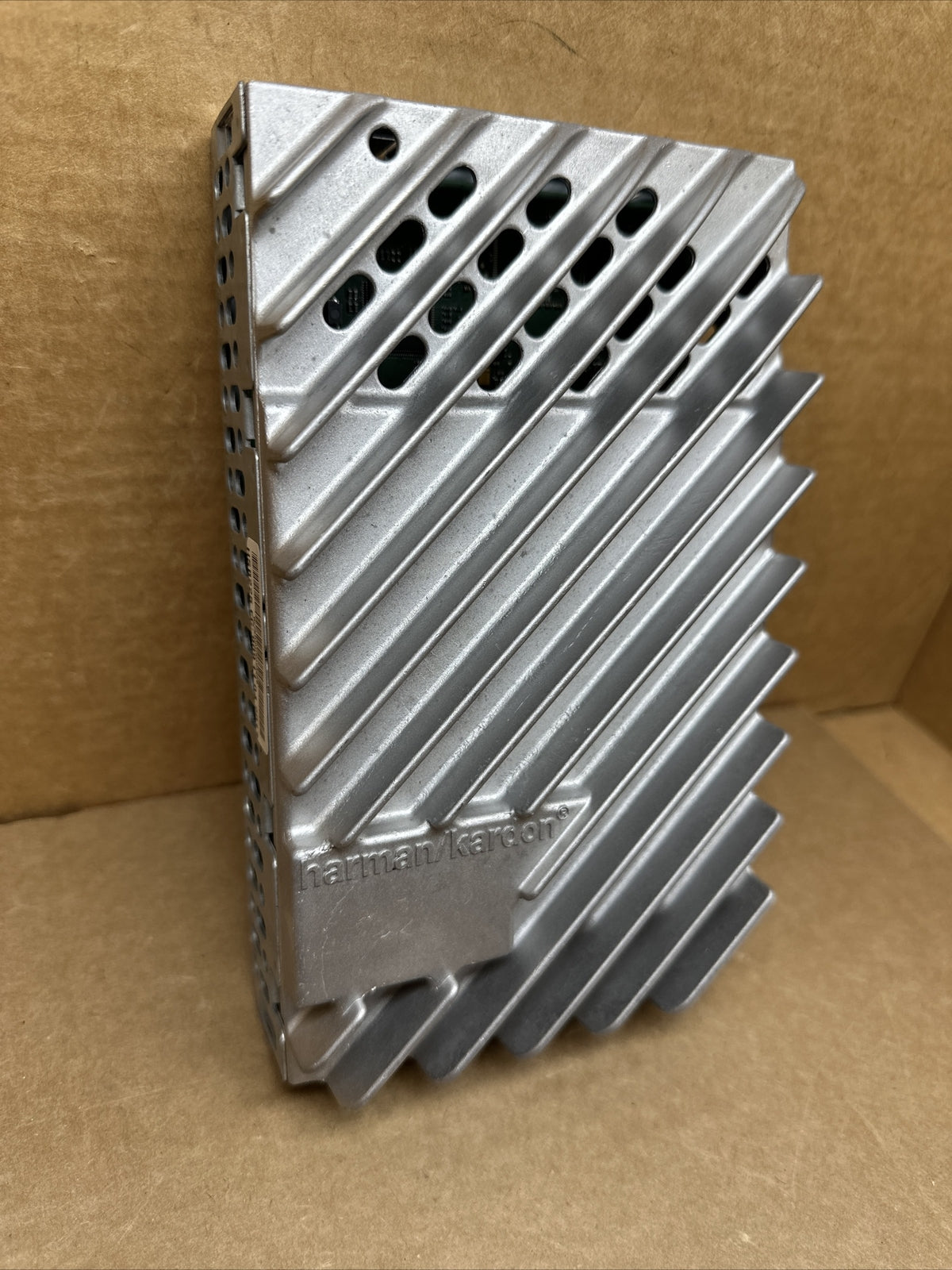 2017   2019 MINI COOPER Countryman HARMAN Kardon AMPLIFIER 68469061