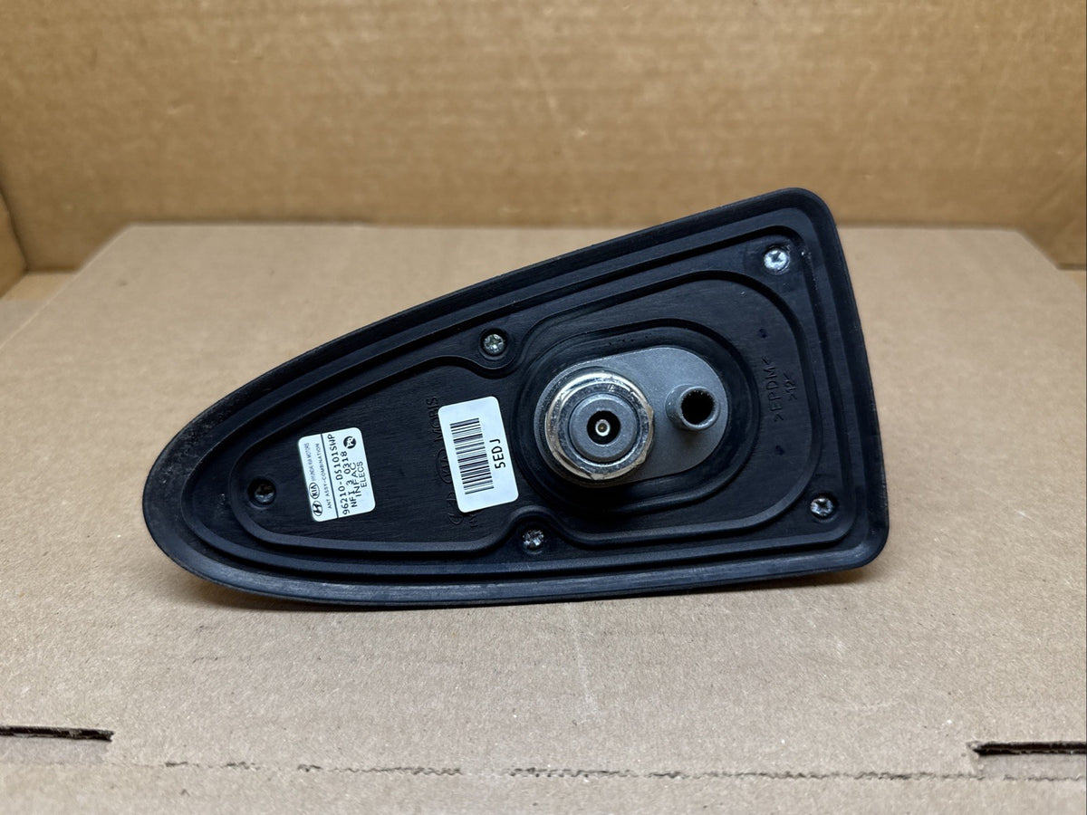 2019 2020 Kia Optima Roof Mounted Radio Antenna Snow White Pearl 96210 D5101SWP8