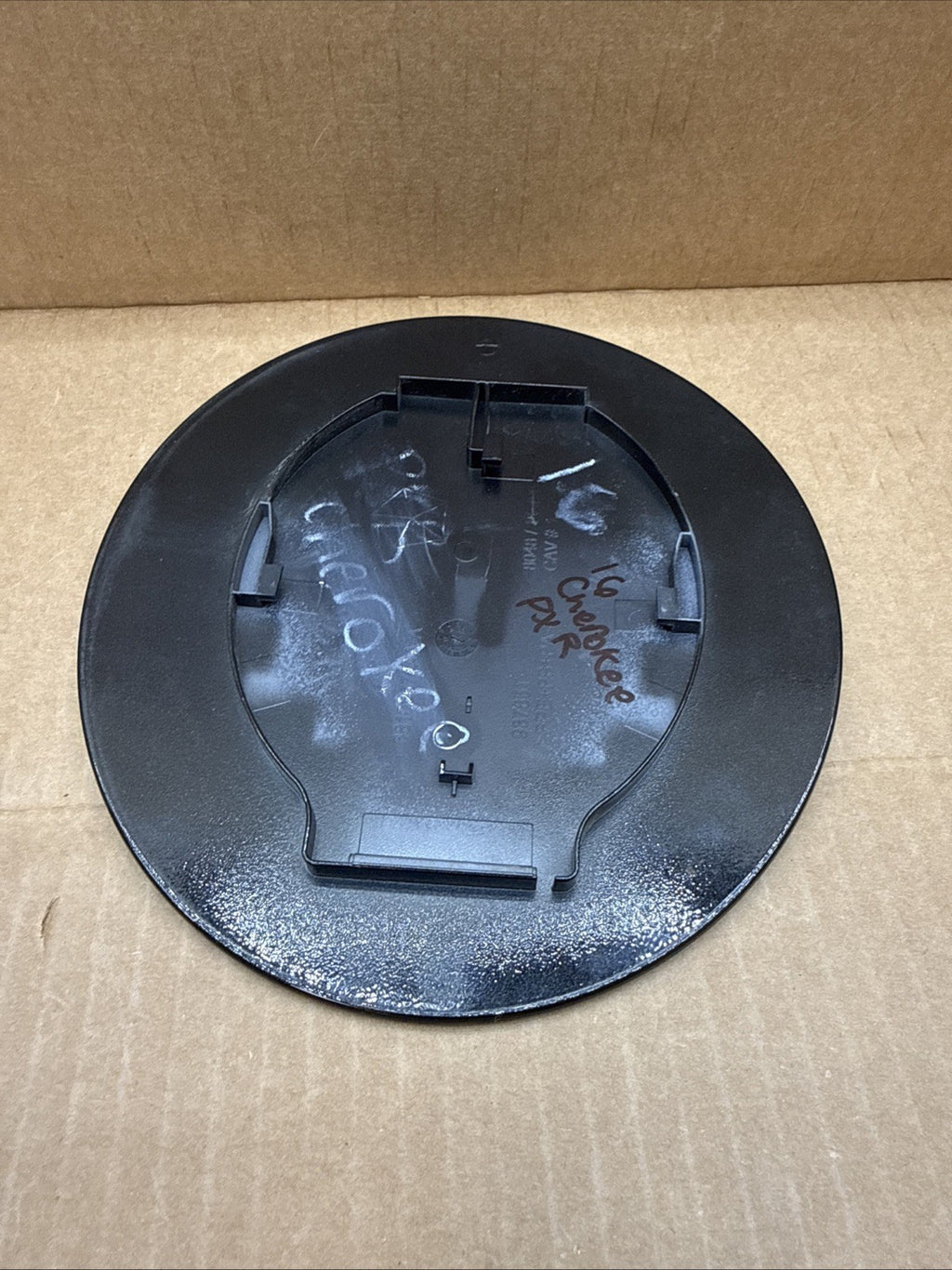 2014 2018 Jeep Cherokee Fuel Gas Tank Filler Door Lid Cover OEM Black PXR6