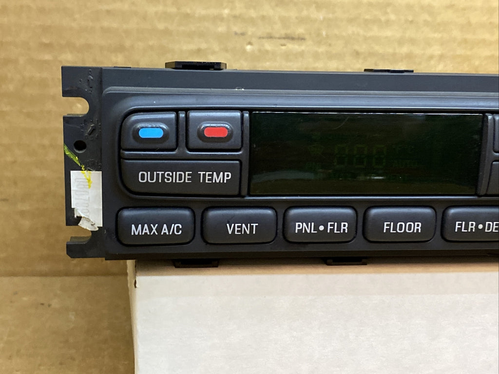 1999 2002 Ford Expedition Navigator AC HEAT CLIMATE CONTROL UNIT XL7H 19C933 AC2