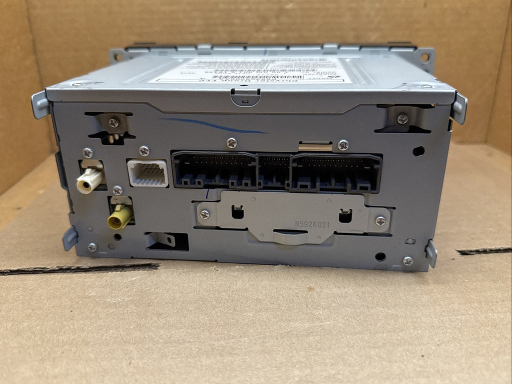 Jeep Dodge Chrysler Touchscreen Radio RHB P68368206AA 68368206AA10