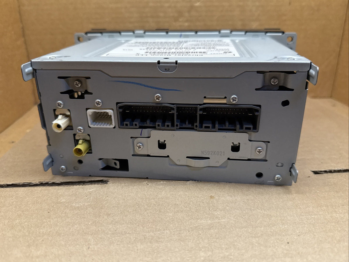 Jeep Dodge Chrysler Touchscreen Radio RHB P68368206AA 68368206AA10