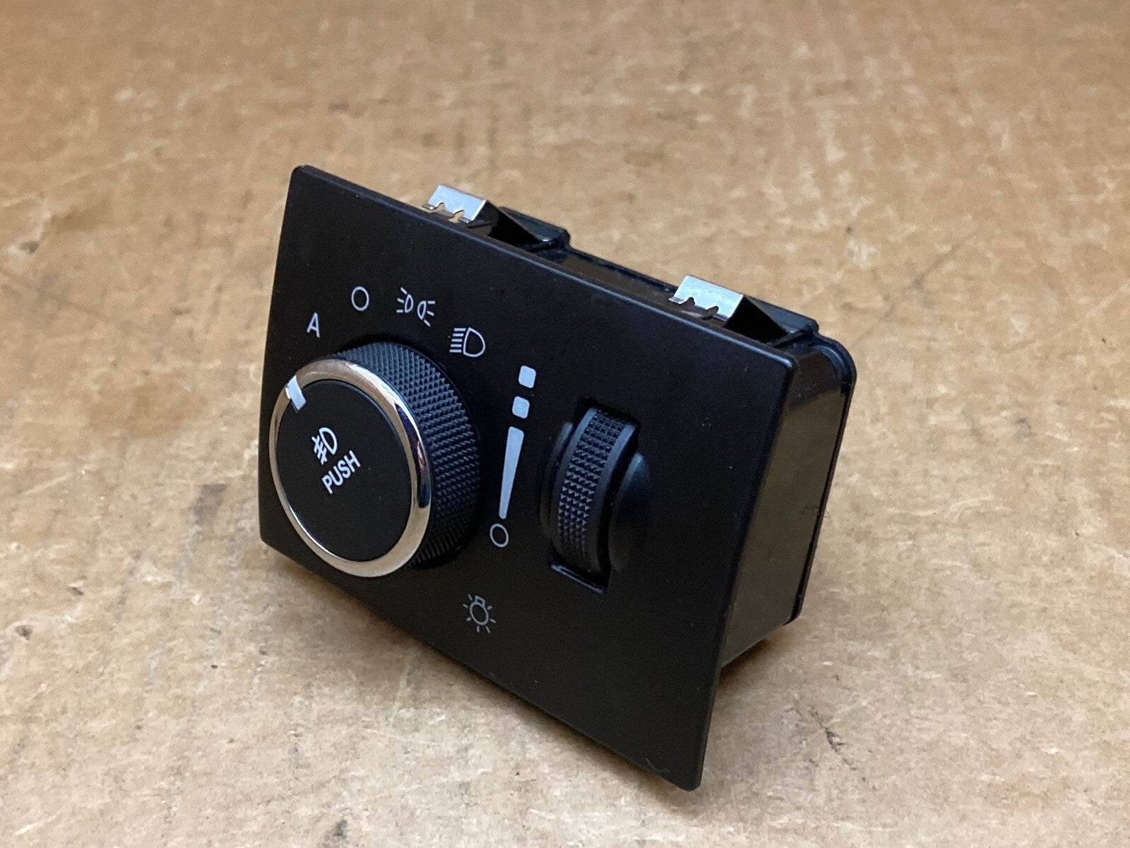 11 13 Challenger Grand Cherokee Head Light Headlight Fog Switch P68029265AD3