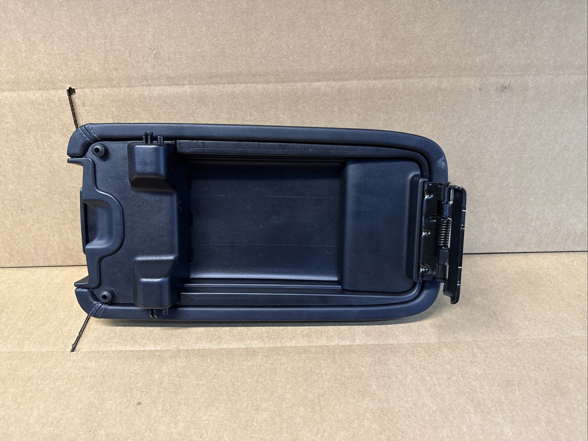 2019 2023 Dodge Charger Center Console Black Leather Armrest Lid Assembly10