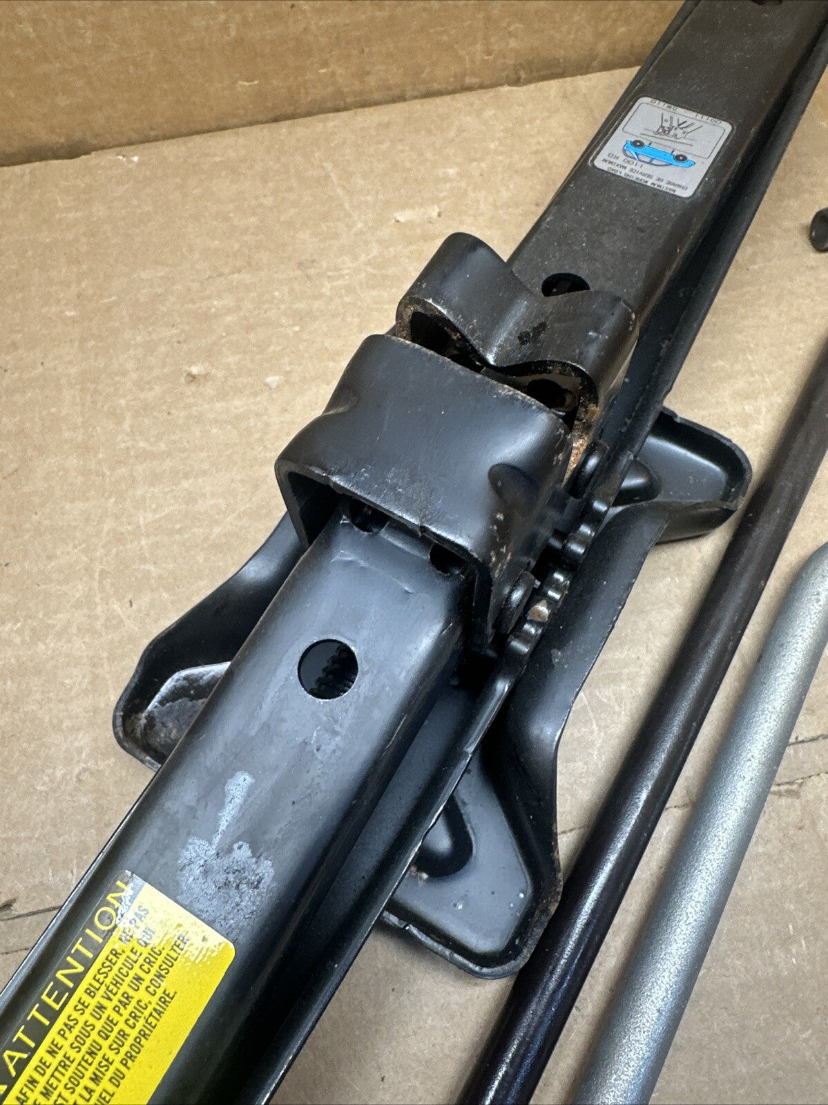 2008 2019 TOYOTA HIGHLANDER EMERGENCY SPARE TIRE JACK KIT TOOLS OEM3