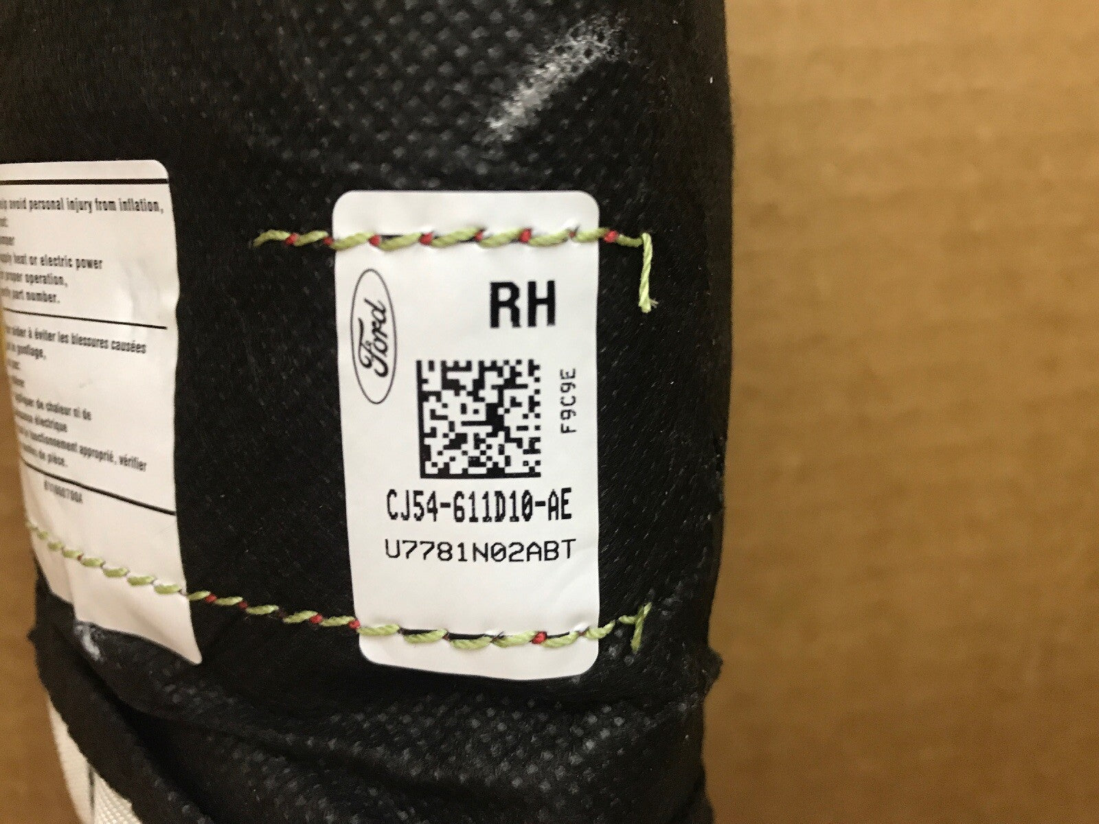 13-19 Ford Escape Front Right Side Passenger Seat Air Bag Airbag CJ54-611D10-AE2
